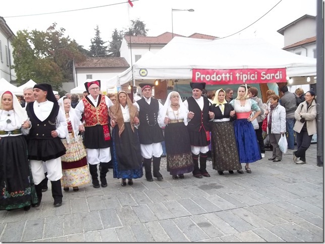 1AA LA SARDEGNA A CERNUSCO S.N (82)